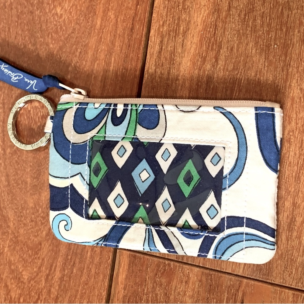 Vera Bradley Card Holder *RETIRED* Mediterranean White